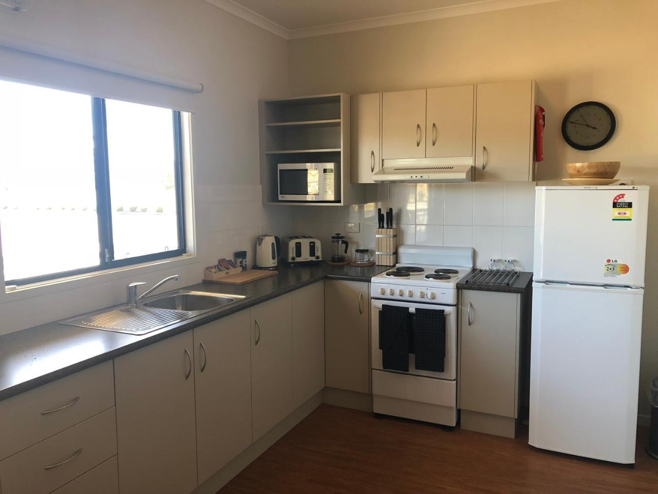 The Sundowner Cabin & Tourist Park Whyalla Exterior photo